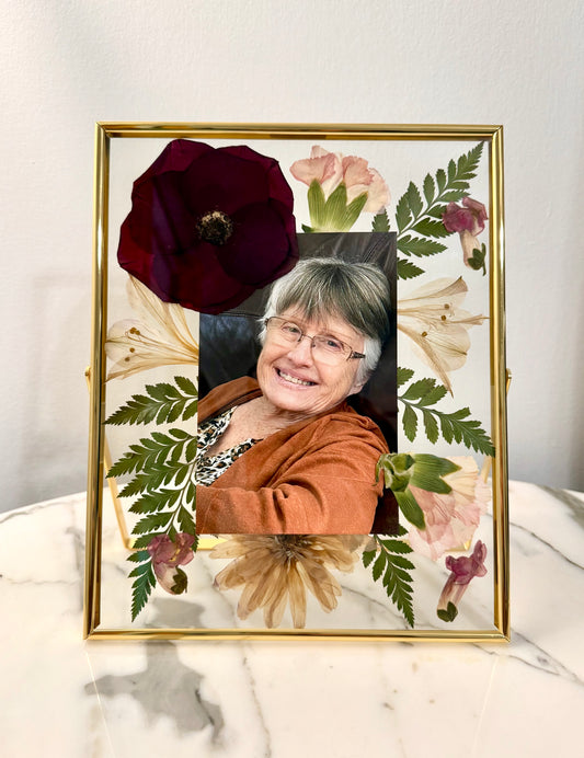 Gold Pressed Table Top Frame - 8" x 10"
